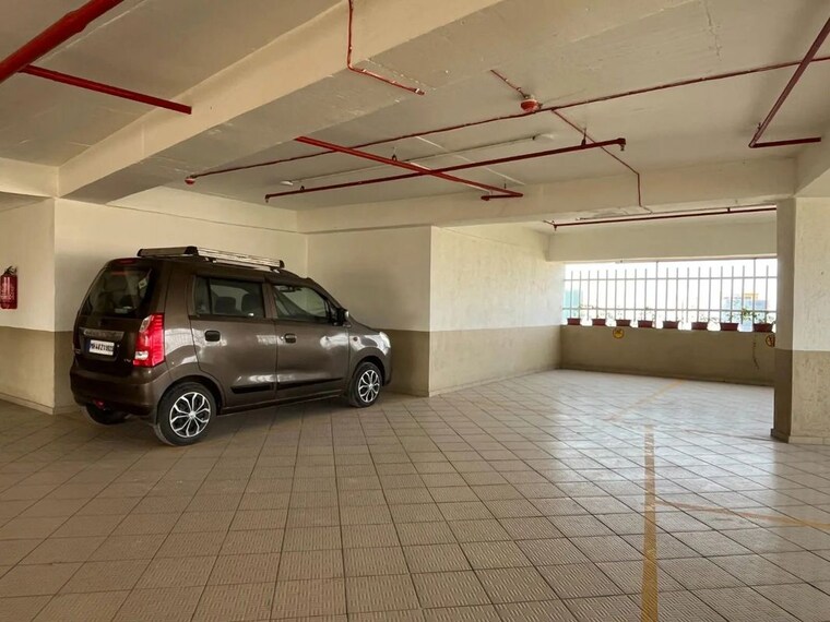  Parking, sri-zynergy 2 Bedroom 834 Sq.Ft. Apartment In Suman Nagar Mumbai 9721715