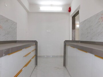 Room in 2 BHK Apartment at Sri Zynergy, Suman Nagar – for Rent