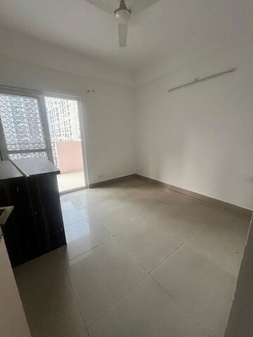 3 BHK Apartment For Sale in Ajnara Le Garden, Sector 16b Greater Noida