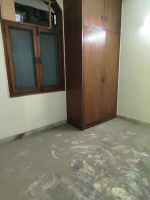 Room in 3 BHK Builder Floor at Khirki Extension – for Rent