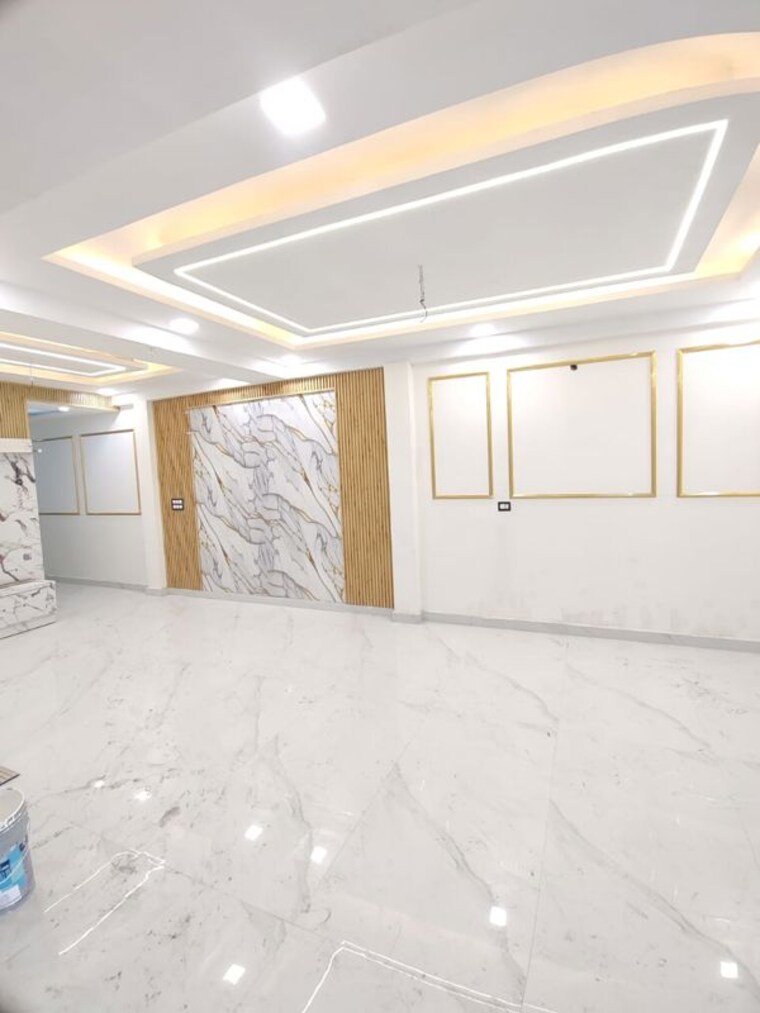 Room, gms road 3 Bedroom 2100 Sq.Ft. Builder Floor In Gms Road Dehradun 9721749