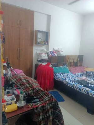 Bedroom in 2.5 BHK Apartment at Ajnara Le Garden, Sector 16b Greater Noida – for Rent