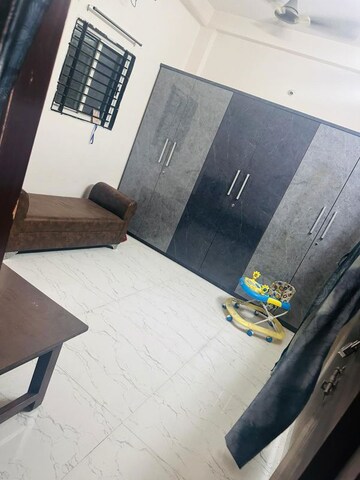 Room in 1.5 BHK Penthouse at Race Course Road – for Rent