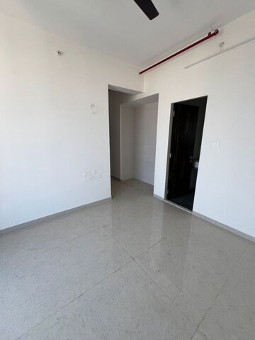 Room in 3 BHK Apartment at Rosa Manhattan, Ghodbunder Road – for Rent