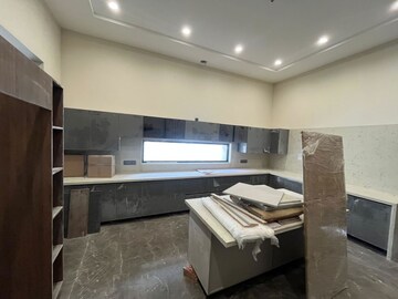 Kitchen in 5 BHK Villa at Chattarpur – for Sale