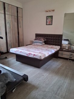 2 BHK Apartment For Sale in Ratnatej Towers