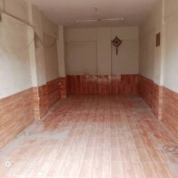  Shop For Rent in Andheri West