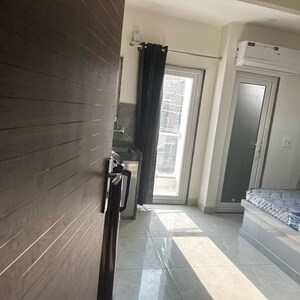Building Lobby in 1 RK Builder Floor at Huda Staff Colony, Sector 46 – for Rent