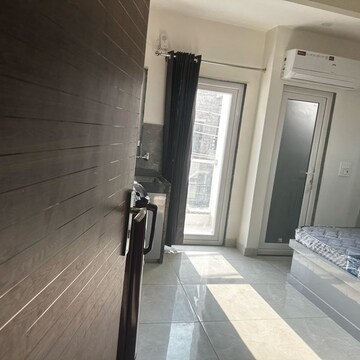 Building Lobby in 1 RK Builder Floor at Huda Staff Colony, Sector 46 – for Rent