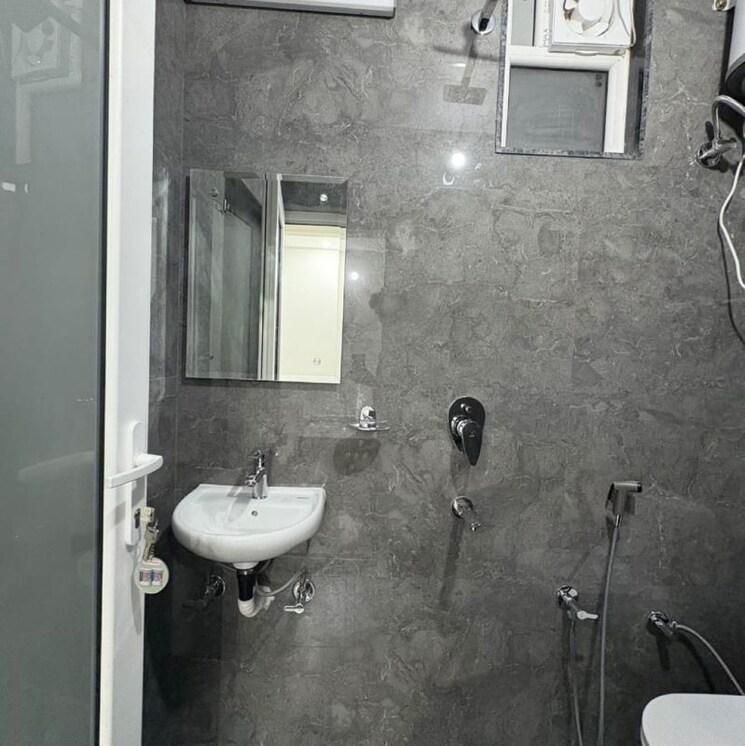 Bathroom, huda-staff-colony 1 RK 560 Sq.Ft. Builder Floor In Sector 46 Gurgaon 9721784