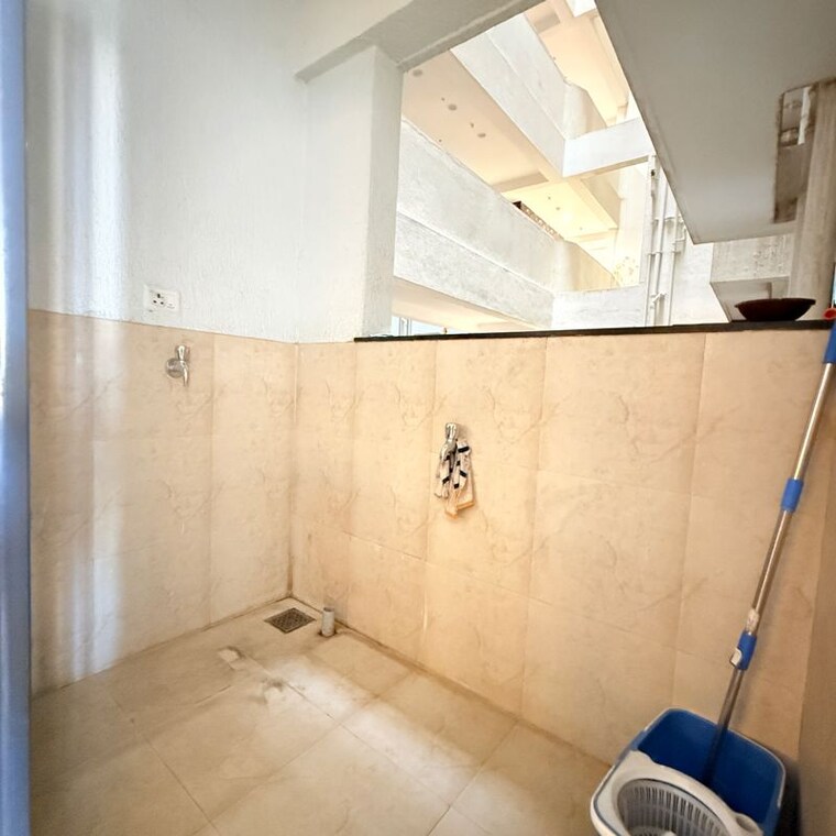 Bathroom, majestique-signature-towers 3 Bedroom 1088 Sq.Ft. Apartment In Dasar Pune 9721805