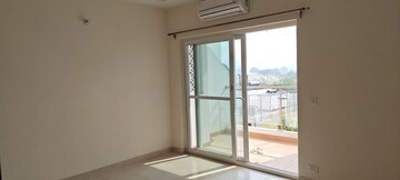 Room in 2.5 BHK Apartment at Shree Vardhman Victoria, Sector 70 – for Rent