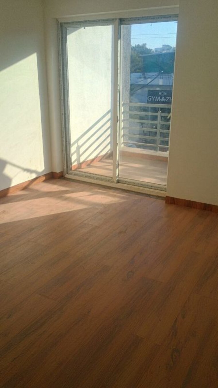 Room, adarsh nagar 3 Bedroom 1600 Sq.Ft. Apartment In Adarsh Nagar Jaipur 9721823