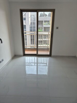 Room in 2 BHK Apartment at Bramhacorp The Collection, Kalyani Nagar – for Rent