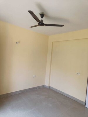 2 BHK Apartment For Rent in Vatika City Homes, Sector 83