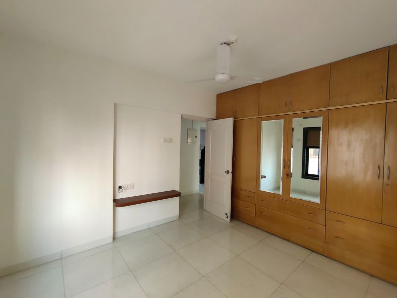 1 BHK + Pooja Room Apartment For Sale in Akruti Hubtown