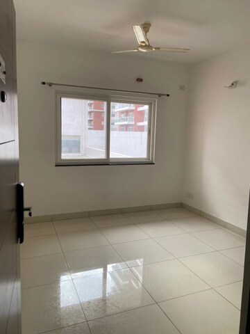 Room in 1 BHK Apartment at Vajram Tiara, Yelahanka – for Rent