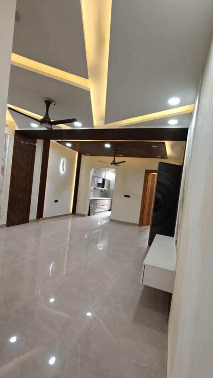 Kitchen, sector 28 4 Bedroom 385 Sq.Yd. Builder Floor In Sector 28 Faridabad 9721912