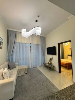 Master Bedroom in 2 BHK Apartment at Gaur City 2 - 14th Avenue, Sector 16c Greater Noida – for Rent