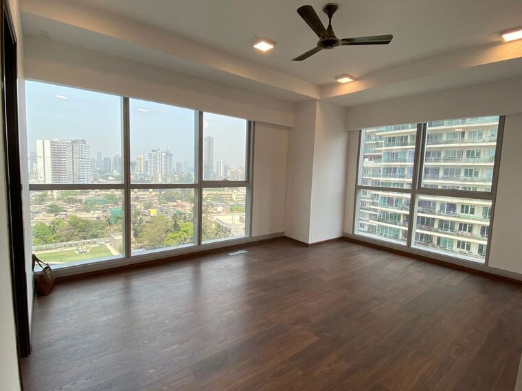Room, wadala 4 Bedroom 2100 Sq.Ft. Apartment In Wadala Mumbai 9721918