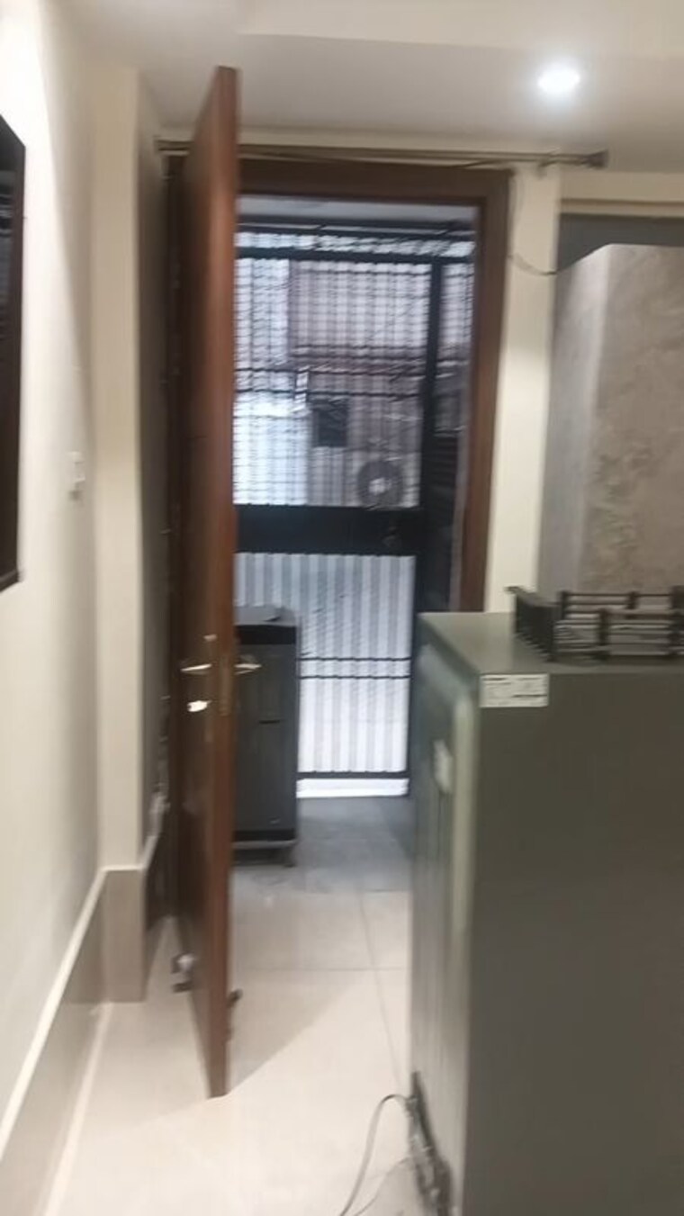 undefined, lajpat nagar i Studio 300 Sq.Ft. Builder Floor In Lajpat Nagar I Delhi 9721949