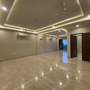 4 BHK Builder Floor For Sale in Sector 57