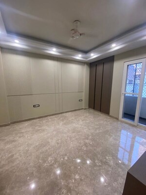 Room in 3 BHK Builder Floor at East Patel Nagar – for Sale