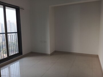 Room in 1 BHK Apartment at Runwal Eirene, Balkum Pada – for Sale