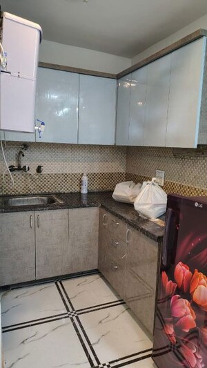 Bathroom in 1 BHK Builder Floor at Sapphire Tower, Sector 104 – for Rent