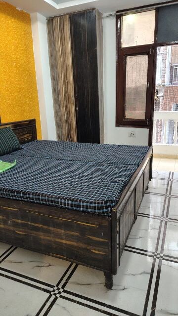 Bedroom in 1 BHK Builder Floor at Sapphire Tower, Sector 104 – for Rent