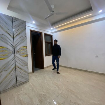 3 BHK Builder Floor For Rent in Chattarpur