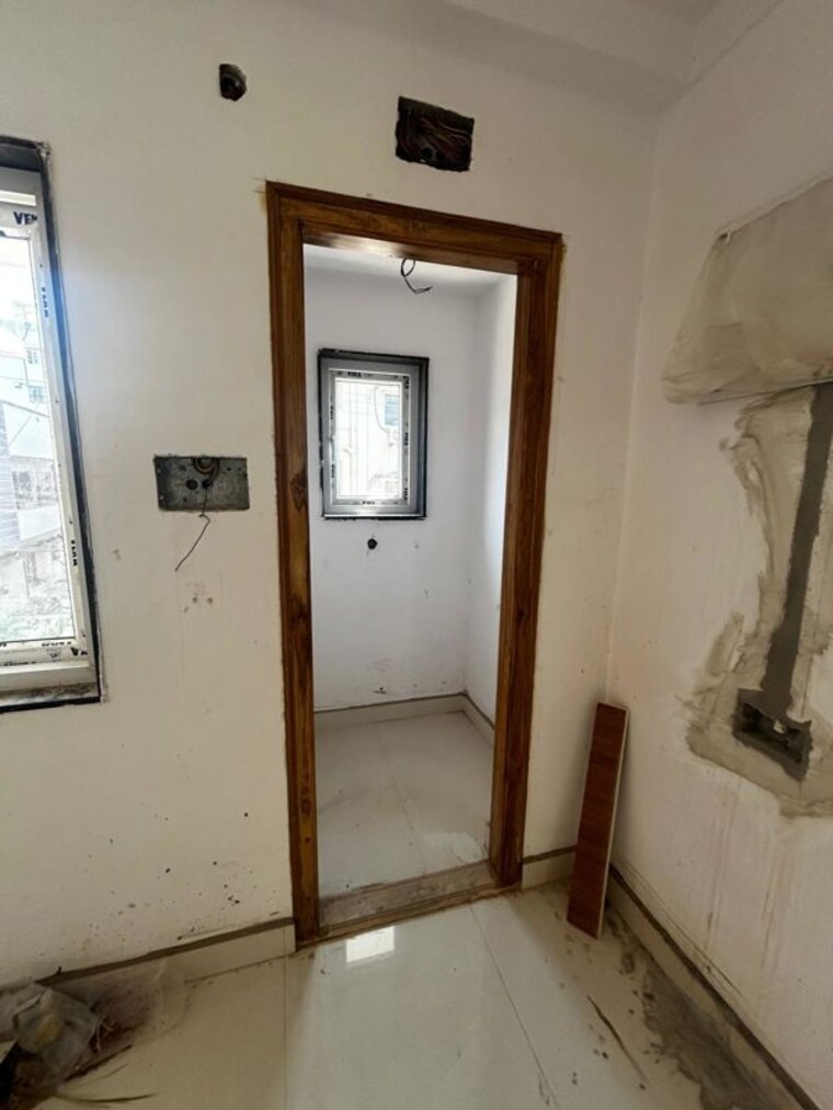 Room, seethammadhara 3 Bedroom 1500 Sq.Ft. Apartment In Seethammadhara Vizag 9722089