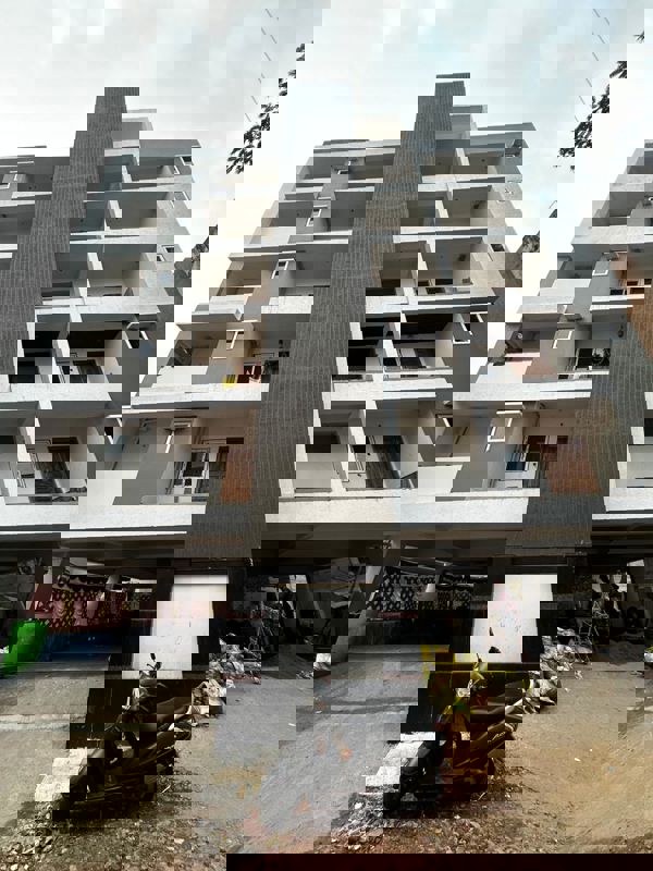 3 BHK + Pooja Room Apartment For Sale in Seethammadhara