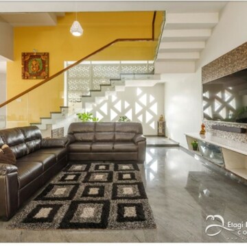 Living Room in 4 BHK Independent House at Dwarka Nagar – for Sale