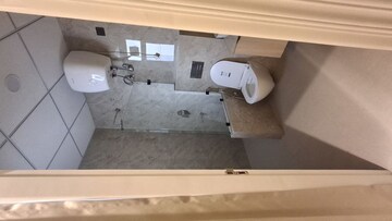 Living Room in 1 BHK Builder Floor at Sector 42 – for Rent