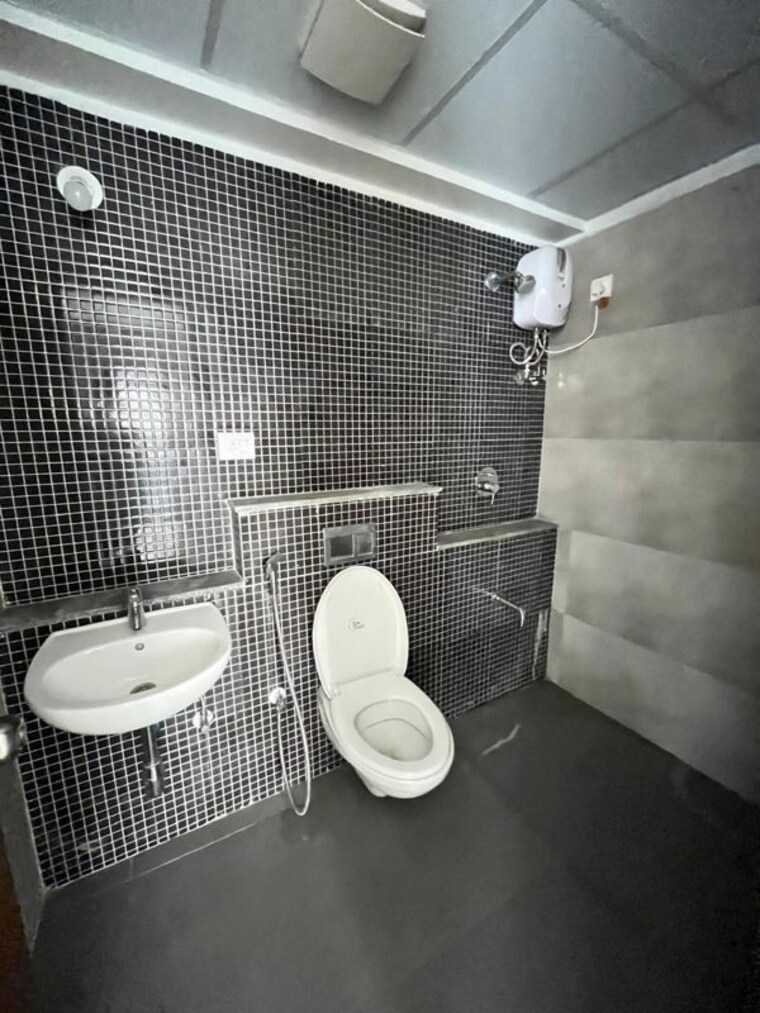 Bathroom, lodha-palava-downtown 2 Bedroom 630 Sq.Ft. Apartment In Dombivli East Thane 9722133