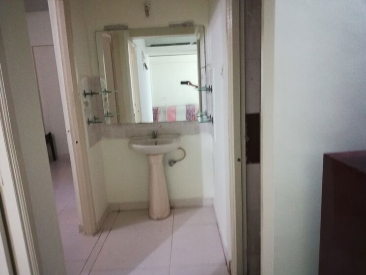 Bathroom, heena-vijaya-residency 2 Bedroom 850 Sq.Ft. Apartment In Kharadi Pune 9722136