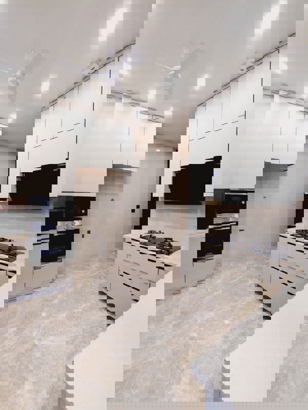 3 BHK + Servant Room Builder Floor For Sale in DLF Queens Court