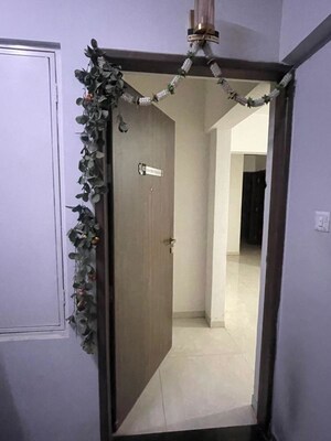  2 BHK Apartment at Majestique Towers, Kharadi – for Rent