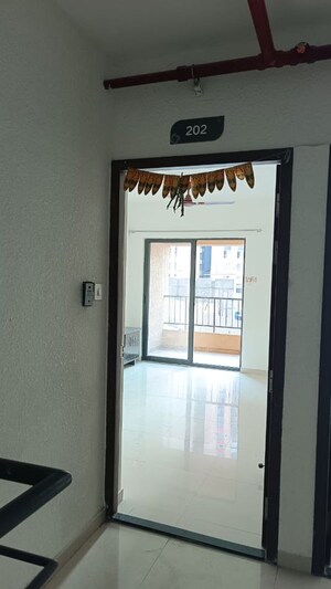  2 BHK Apartment at Shapoorji Pallonji Joyville Hadapsar Annexe, Hadapsar – for Rent