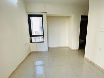 Room in 1.5 BHK Apartment at Runwal My City, Dombivli East – for Rent