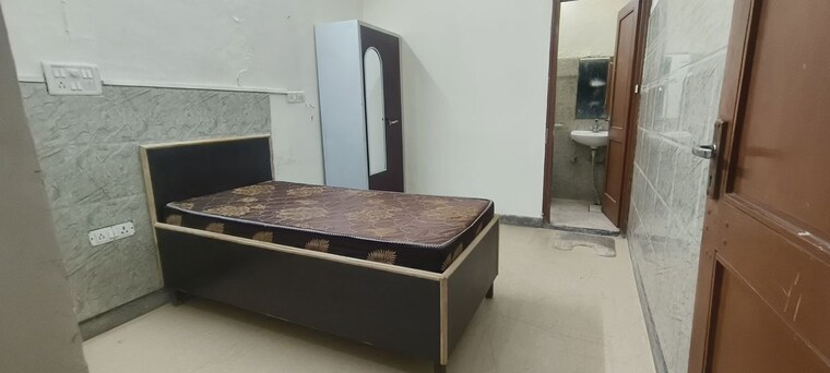 Bedroom, sector 36 Pg For Boys In Sector 36 9722264