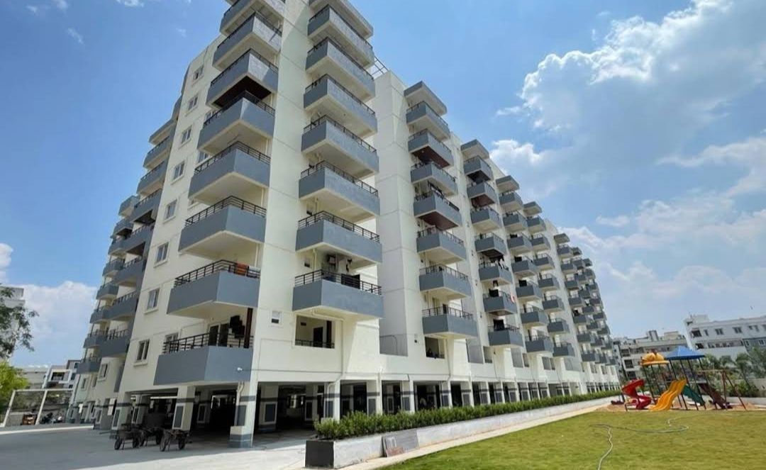 2 BHK 1200 Sq.Ft. Apartment in Nayans Nature Springs