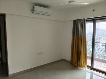 Room in 2 BHK Apartment at Prasun Sarvam, Kharadi – for Rent