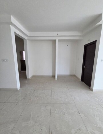 Room in 2.5 BHK Apartment at Puppalaguda – for Rent