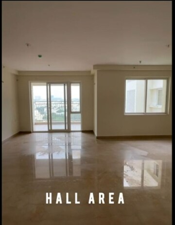 Room in 4 BHK Apartment at Prestige West Woods, Binnipete – for Sale