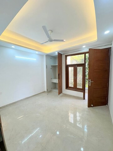 Room in 2 BHK Builder Floor at Palm Residency Chhatarpur, Chattarpur – for Rent