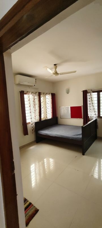 Living Room in 3 BHK Apartment at Langford Court, Langford Town – for Rent