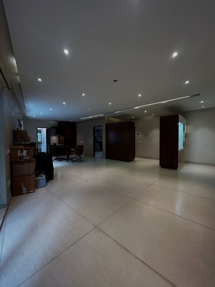  Parking, bearys-haudin-heights 3 Bedroom 2000 Sq.Ft. Apartment In Halasuru Bangalore 9308199