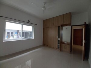 Room in 3 BHK Apartment at Benson Apartments, Benson Town – for Rent